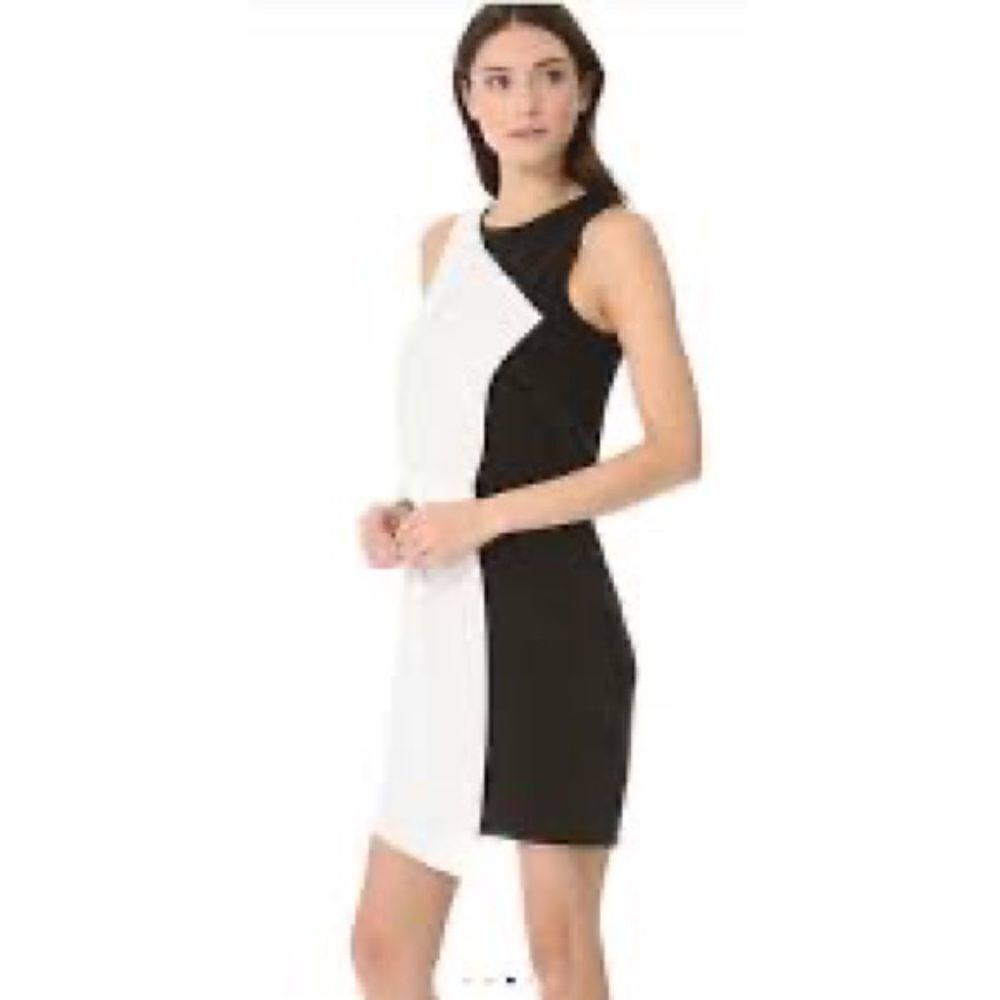 Tibi New York 100% silk Black & White Color block sleeveless dress